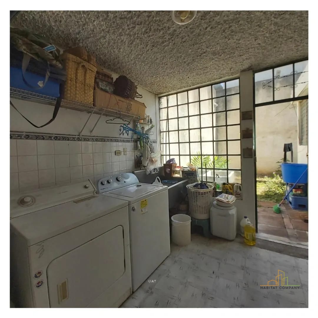 Casa en Venta Colonia Aurora Zona 13 | Dentro de Garita | Ideal para Oficinas, Hotel Boutique o Desarrollo | US$485,000 (copia) — Casa en Venta en Zona 13, Guatemala, Ciudad — foto 3 de 3