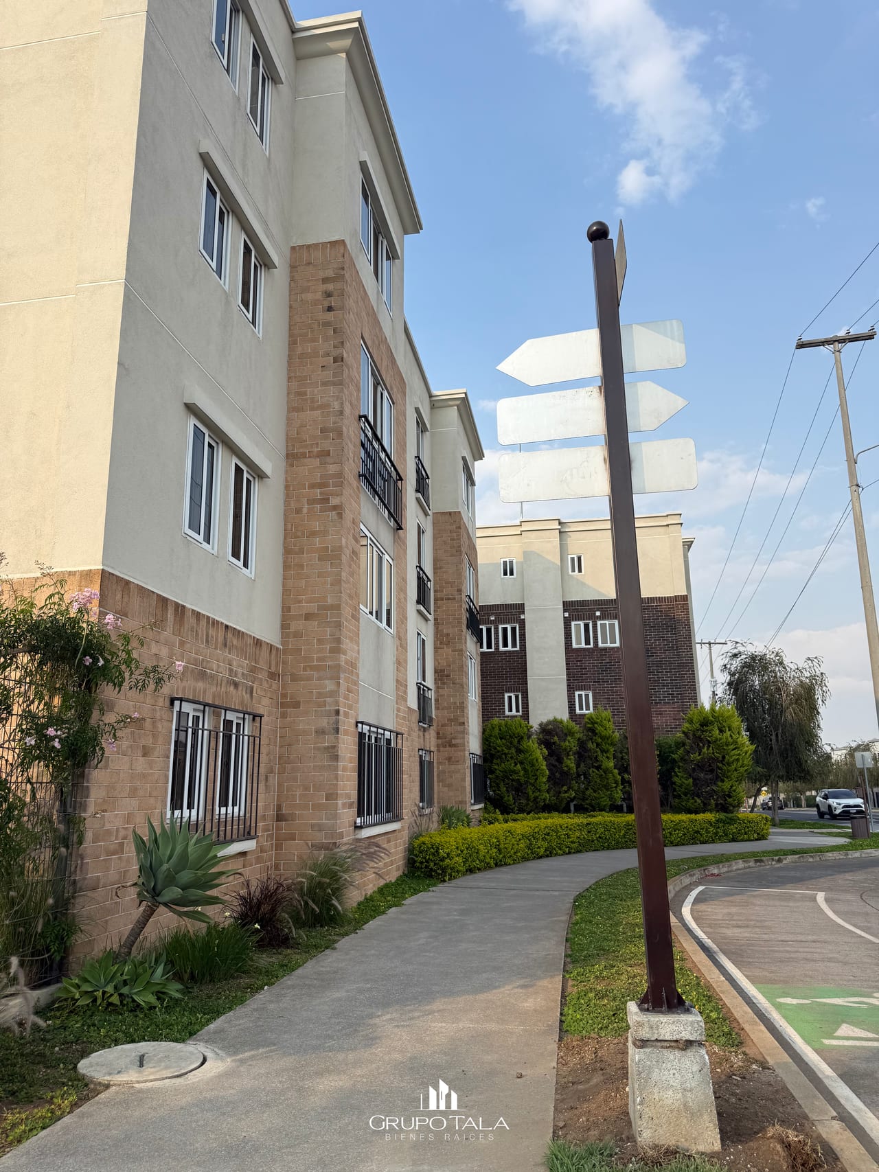 ¡Bello Apartamento en Venta | Villas Coruña, Zona 4 de Mixco! — Apartamento en Venta en Zona 4 Mixco, Guatemala, Ciudad — foto 3 de 5