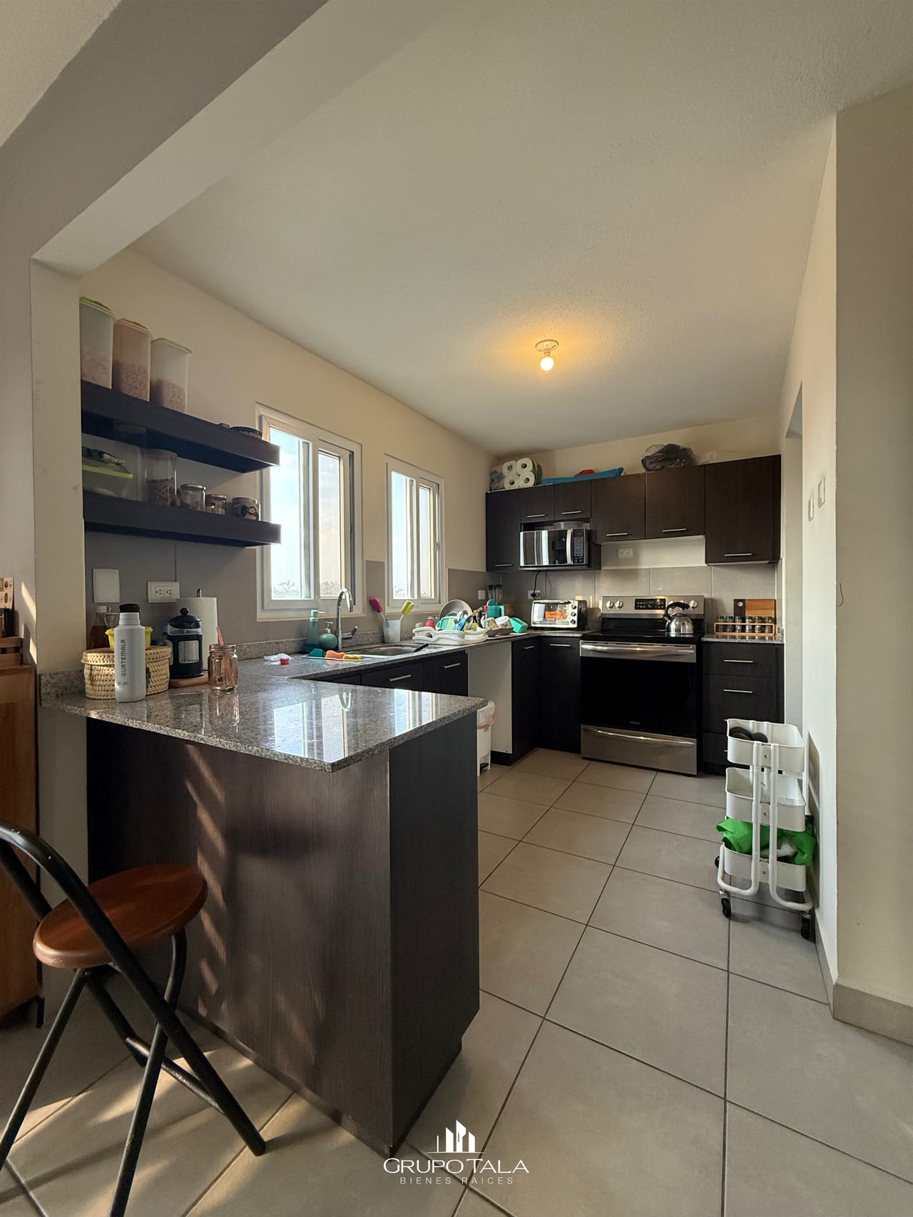 ¡Bello Apartamento en Venta | Villas Coruña, Zona 4 de Mixco! — Apartamento en Venta en Zona 4 Mixco, Guatemala, Ciudad — foto 4 de 5
