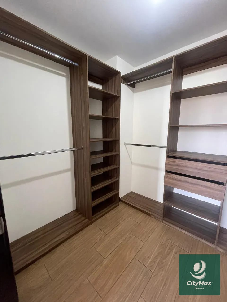 Apartamento en Venta y Renta en Zona 15 Ciudad de Guatemala — Apartamento en Alquiler en Zona 15, Guatemala, Ciudad — foto 3 de 17