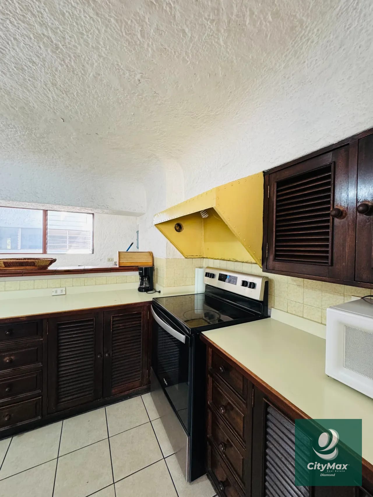 Apartamento Amueblado en venta y renta zona 10 — Apartamento en Alquiler en Zona 10, Guatemala, Ciudad — foto 6 de 16