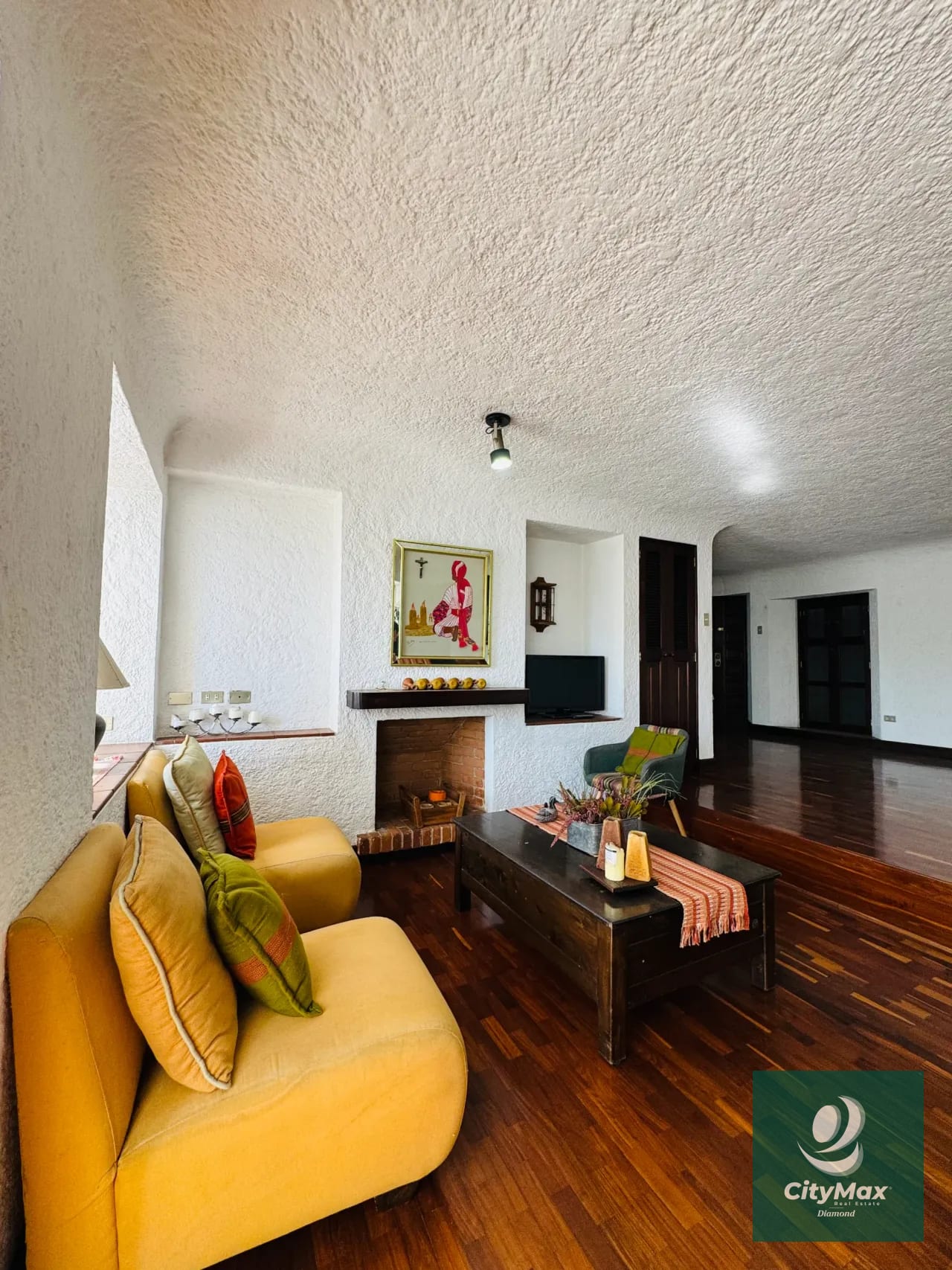 Apartamento Amueblado en venta y renta zona 10 — Apartamento en Alquiler en Zona 10, Guatemala, Ciudad — foto 1 de 16