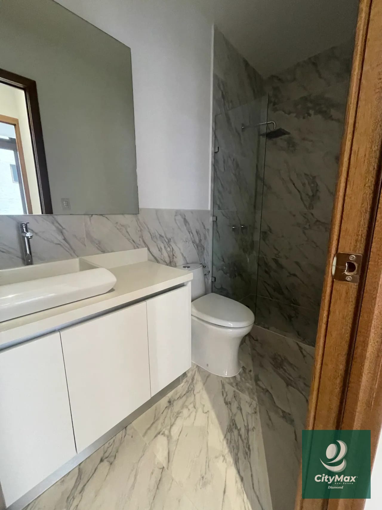 Apartamento en Renta en Vista Hermosa 1 Zona 15 Guatemala — Apartamento en Alquiler en Zona 15, Guatemala, Ciudad — foto 12 de 15