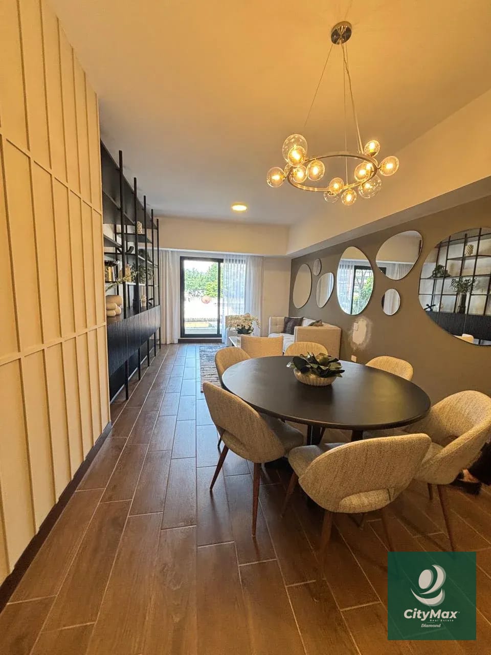 Apartamento en Venta en Zona 10 cercano a Diagonal 6 — Apartamento en Venta en Zona 10, Guatemala, Ciudad — foto 2 de 13