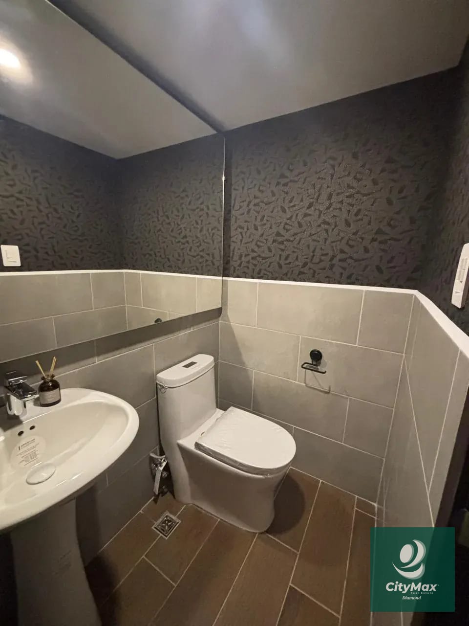 Apartamento en Venta en Zona 10 cercano a Diagonal 6 — Apartamento en Venta en Zona 10, Guatemala, Ciudad — foto 9 de 13