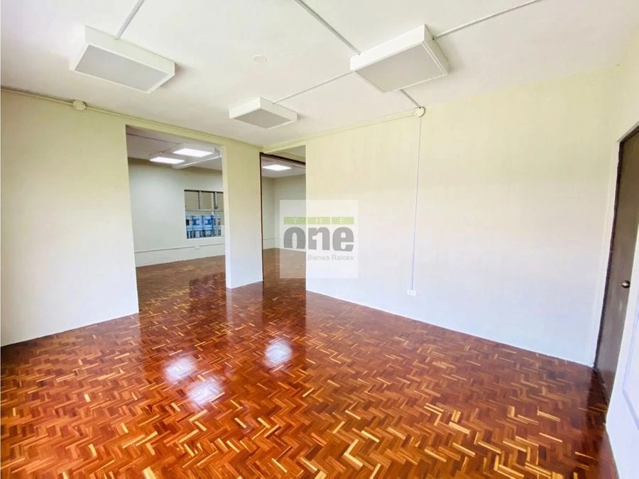 Alquiler de casa para oficinas en zona 10 Oakland - fuera de garita — Casa en Alquiler en Zona 10, Guatemala, Ciudad — foto 1 de 10