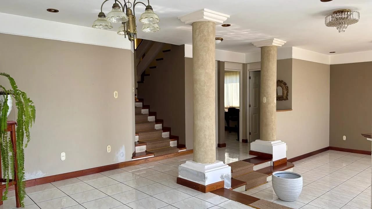 Casa en Venta en Carretera a el Salvador KM 18.5 — Casa en Venta en Carretera a El Salvador, Guatemala, Ciudad — foto 1 de 16
