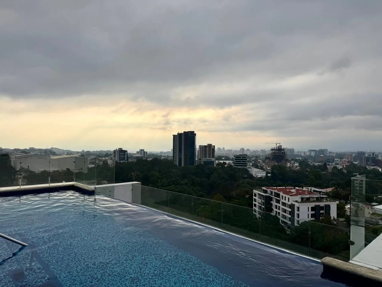 Apartamento en Venta en Zona 15, Morea, Vista Hermosa II — Apartamento en Venta en Morea, Zona 15, Guatemala, Ciudad — foto 1 de 17