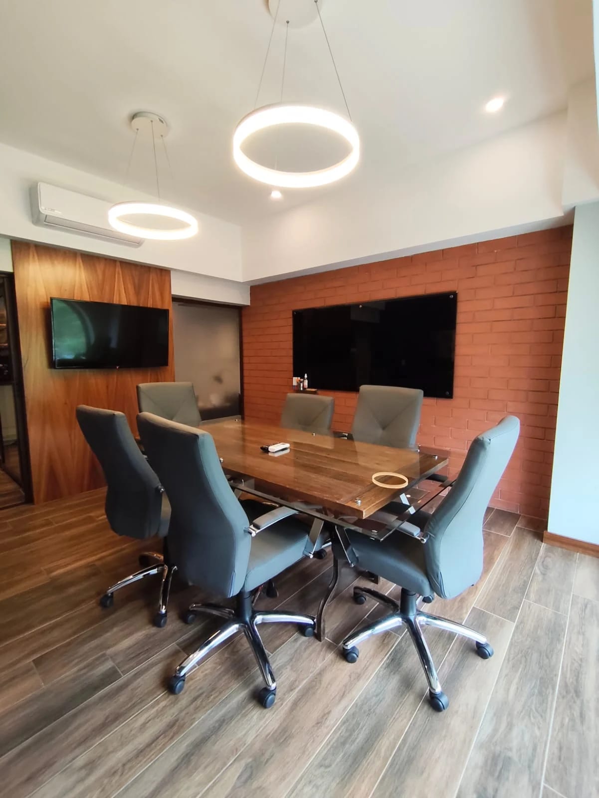 Preciosa y amplia oficina en Venta! Lirios 2, Cayalá — Oficina en Venta en Lirios de Cayalá II, Zona 16, Guatemala, Ciudad — foto 5 de 13