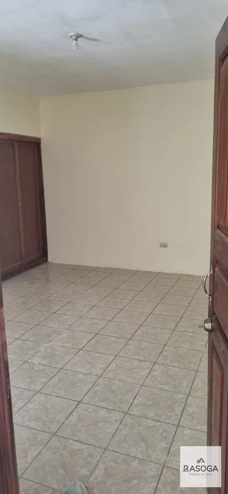 Rento Casa en Miraflores, Zona 11 — Casa en Alquiler en Miraflores, Zona 11, Guatemala, Ciudad — foto 4 de 10