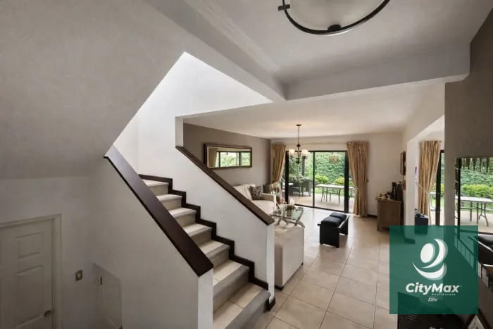 Casa en Venta en Zona 16 - Portal de San Isidro — Casa en Venta en Alamedas de San Isidro, Zona 16, Guatemala, Ciudad — foto 2 de 6