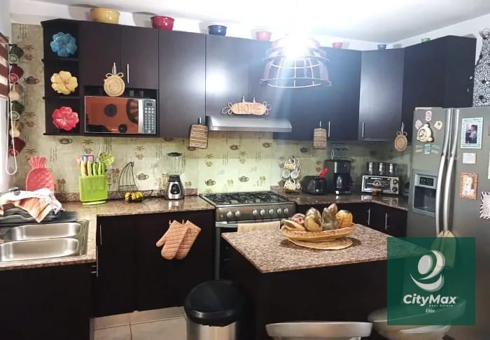 Casa en venta en LA RESERVA. Ubicada en CAES — Casa en Venta en km 21-25, Carretera a El Salvador, Guatemala, Ciudad — foto 7 de 11