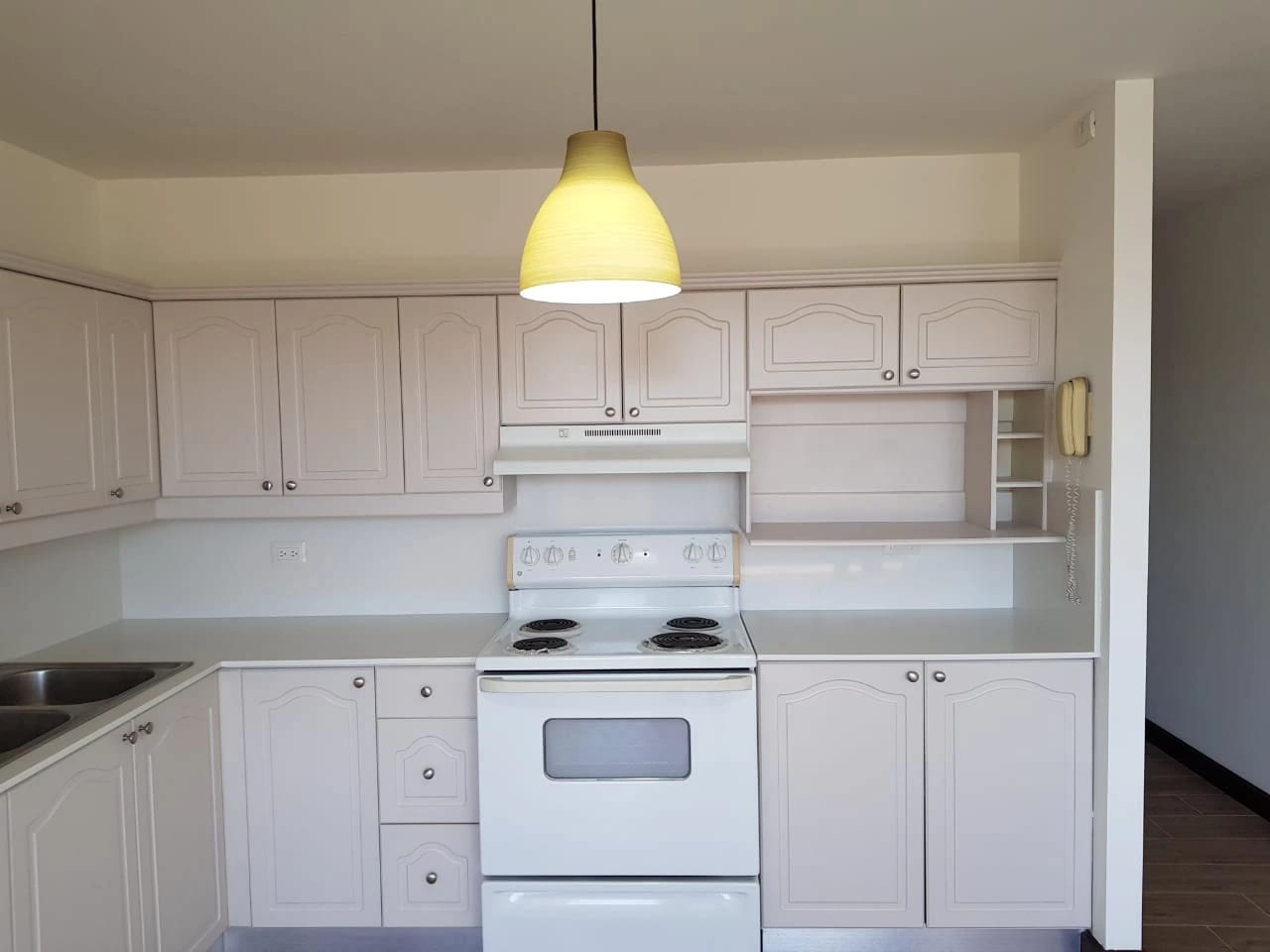 Apto en renta en SANTORINI zona 14 — Apartamento en Alquiler en Santorini, Zona 14, Guatemala, Ciudad — foto 2 de 8