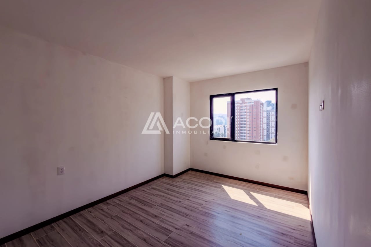 Apartamento en zona 10 — Apartamento en Venta en Zona 10, Guatemala, Ciudad — foto 5 de 10