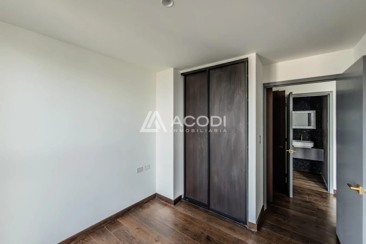 Apartamento en Zona 10 — Apartamento en Alquiler en Zona 10, Guatemala, Ciudad — foto 4 de 8