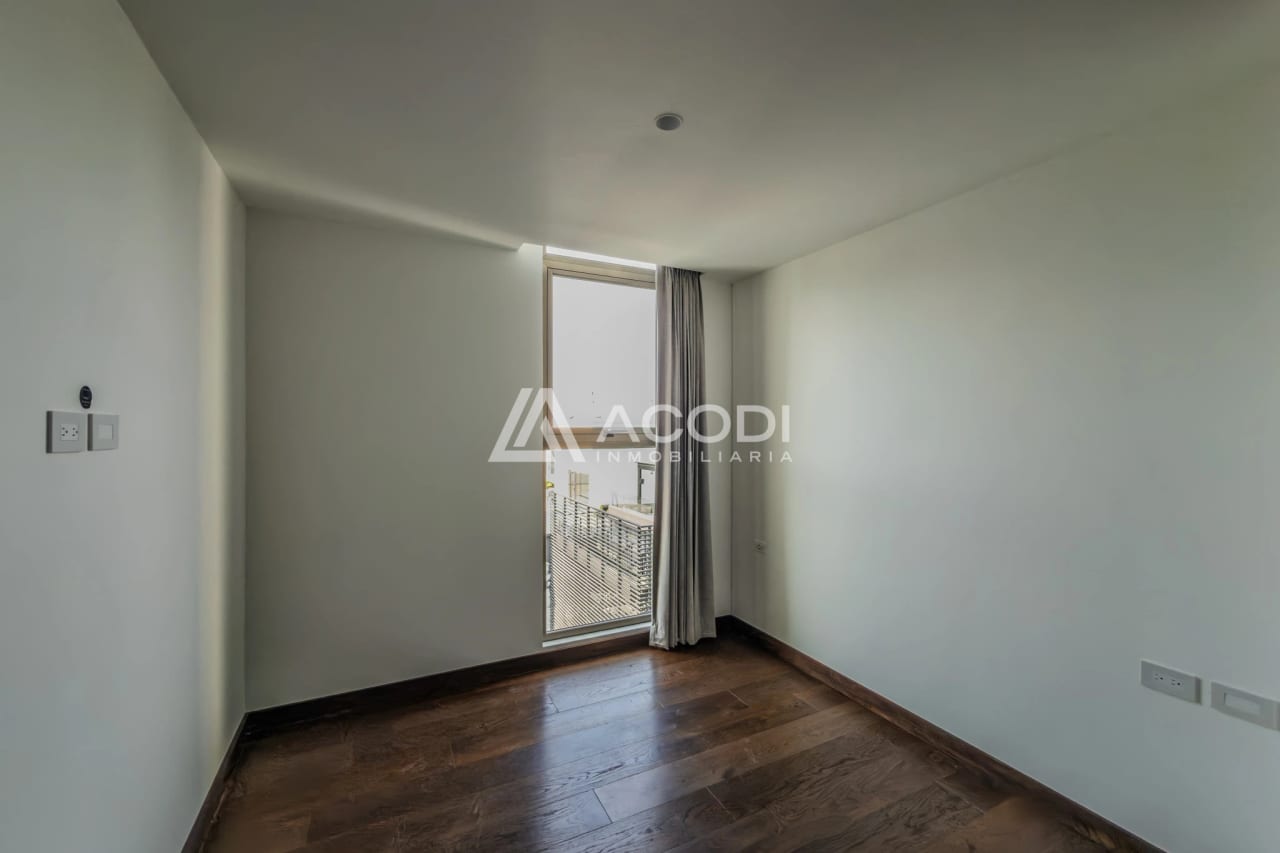 Apartamento en Zona 10 — Apartamento en Alquiler en Zona 10, Guatemala, Ciudad — foto 5 de 8