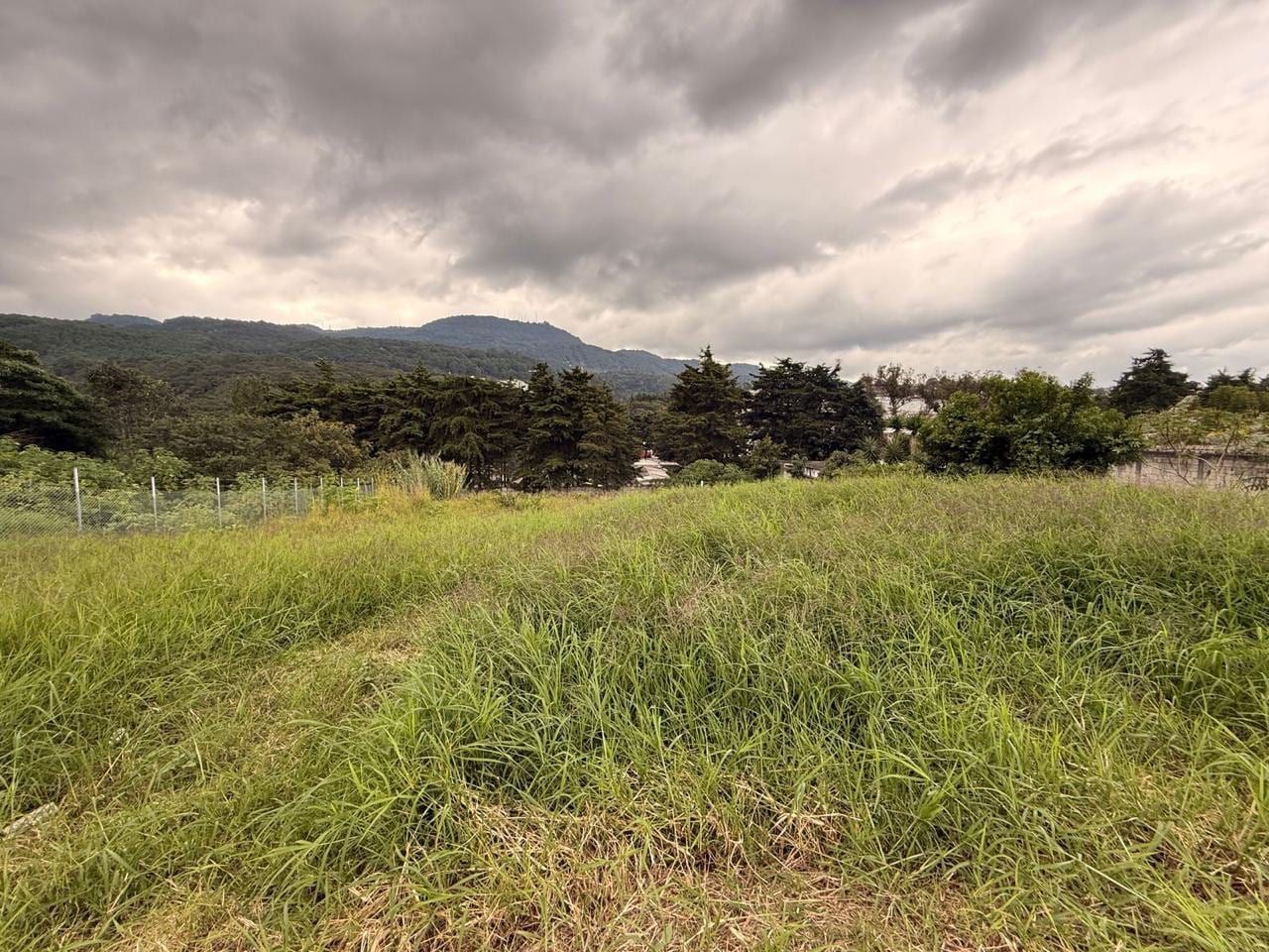 Vendo Amplio Terreno Totalmente Plano Ideal para Desarrollo de Bodegas en Ciudad San Cristobal San Cristóbal – Sector A-3! 🏭 — Terreno en Venta en Zona 8 Mixco, Guatemala, Ciudad — foto 1 de 4