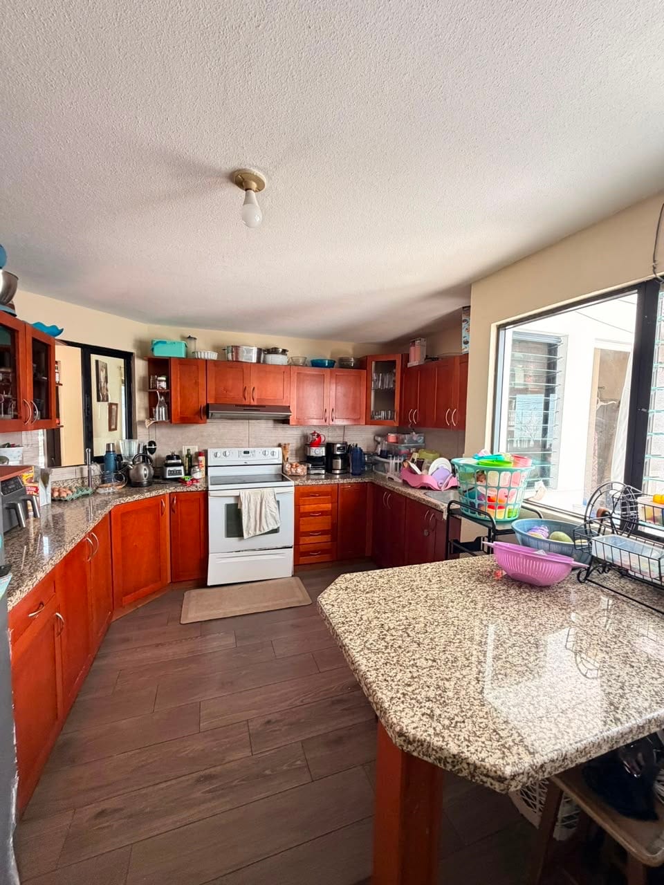 Disponible en Renta Casa en Ciudad San Cristobal Palermo Pocos Metros del Bulevar Principal — Casa en Alquiler en Palermo, Zona 8 Mixco, Guatemala, Ciudad — foto 7 de 17