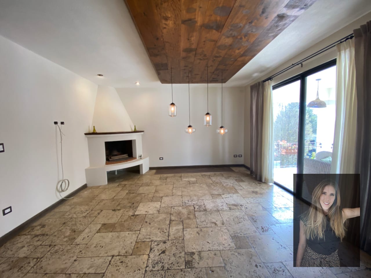 Espectacular casa en venta en Lazos de Fraijanes (copia) — Casa en Venta en Carretera a El Salvador, Guatemala, Ciudad — foto 1 de 17