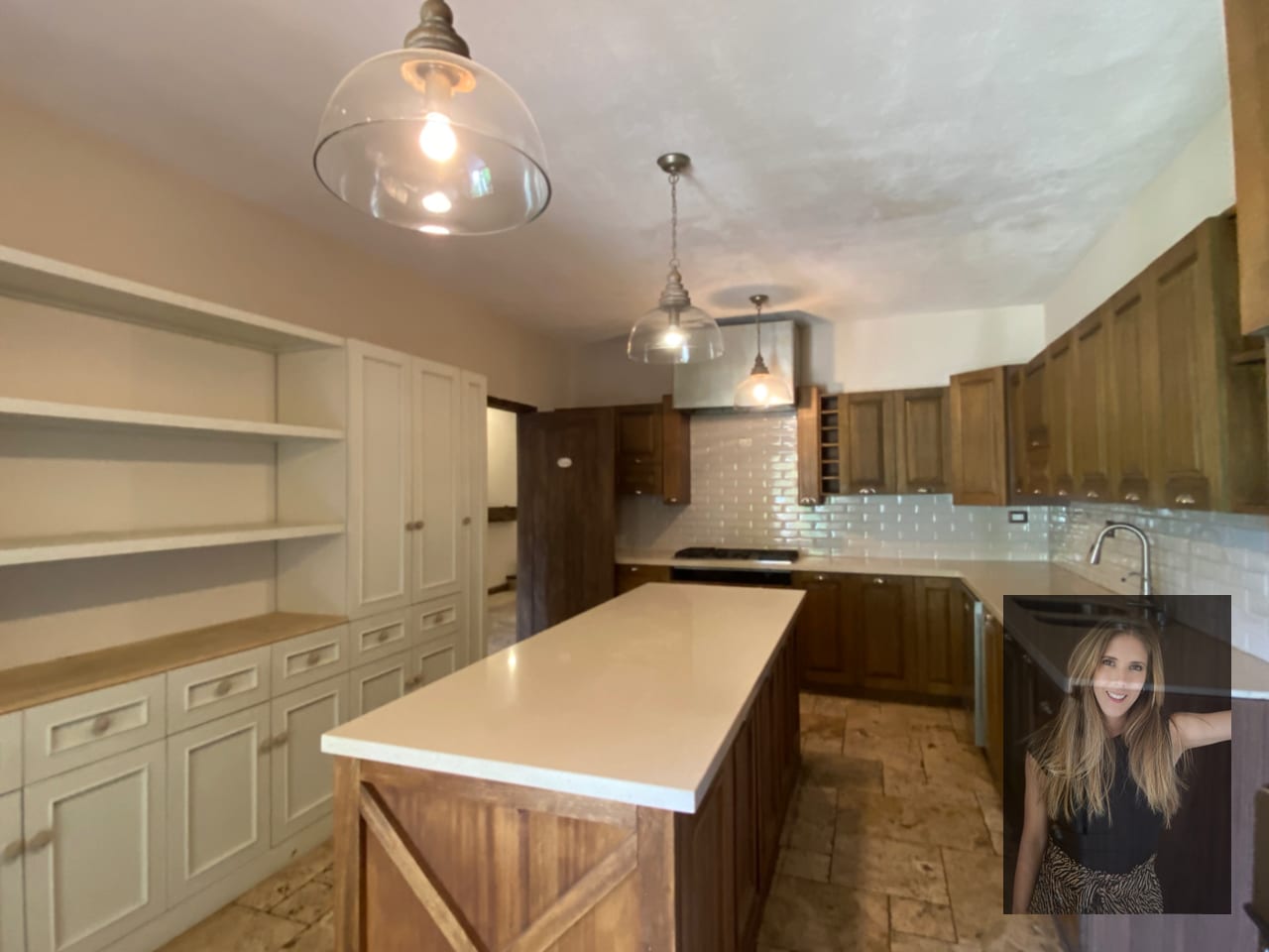 Espectacular casa en venta en Lazos de Fraijanes (copia) — Casa en Venta en Carretera a El Salvador, Guatemala, Ciudad — foto 7 de 17
