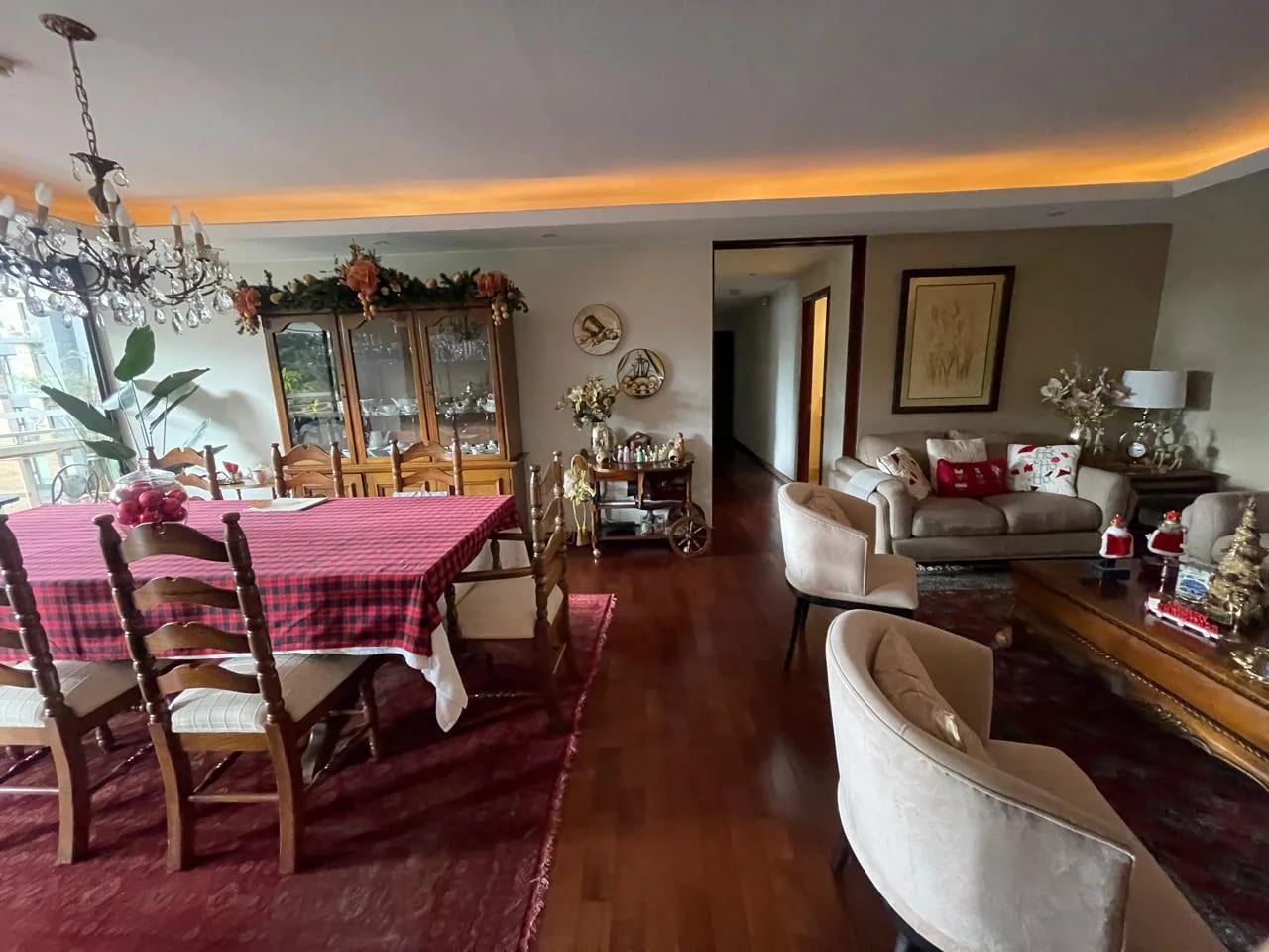 Apartamento amplio Venta Tiffany z10 3 hab y servicio — Apartamento en Venta en Tiffany, Zona 10, Guatemala, Ciudad — foto 3 de 16