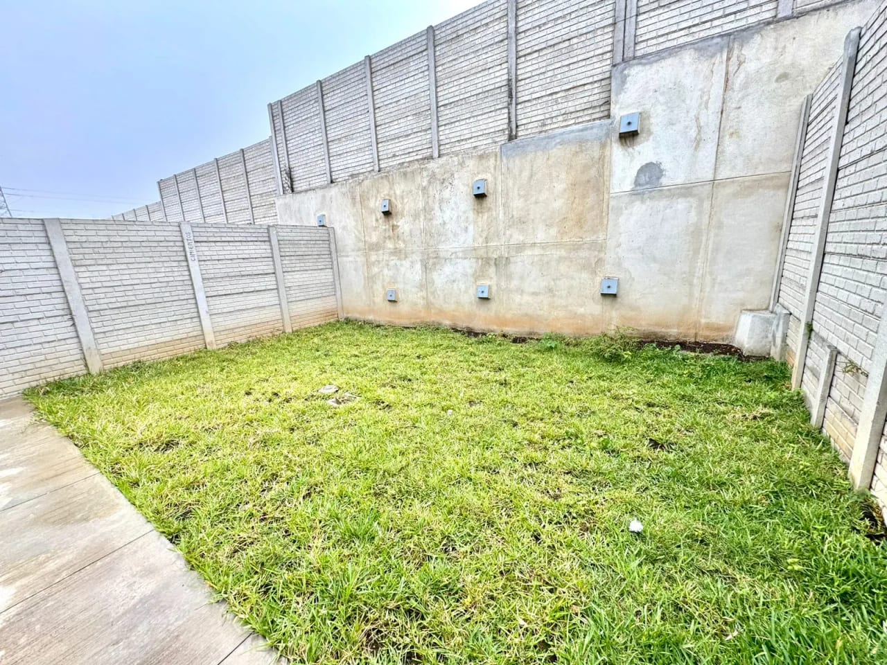 Venta de casa en Bosques de Santa Elena | Km.25 CAES — Casa en Venta en Carretera a El Salvador, Guatemala, Ciudad — foto 6 de 13