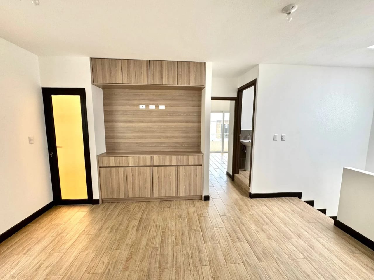 Venta de casa en Bosques de Santa Elena | Km.25 CAES — Casa en Venta en Carretera a El Salvador, Guatemala, Ciudad — foto 10 de 13