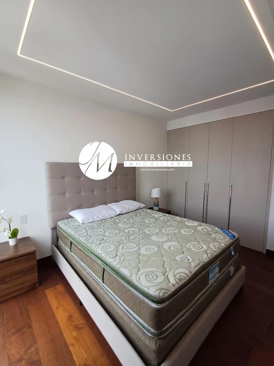 Apartamento en Renta Amueblado en Zona 10 — Apartamento en Alquiler en Zona 10, Guatemala, Ciudad — foto 4 de 11