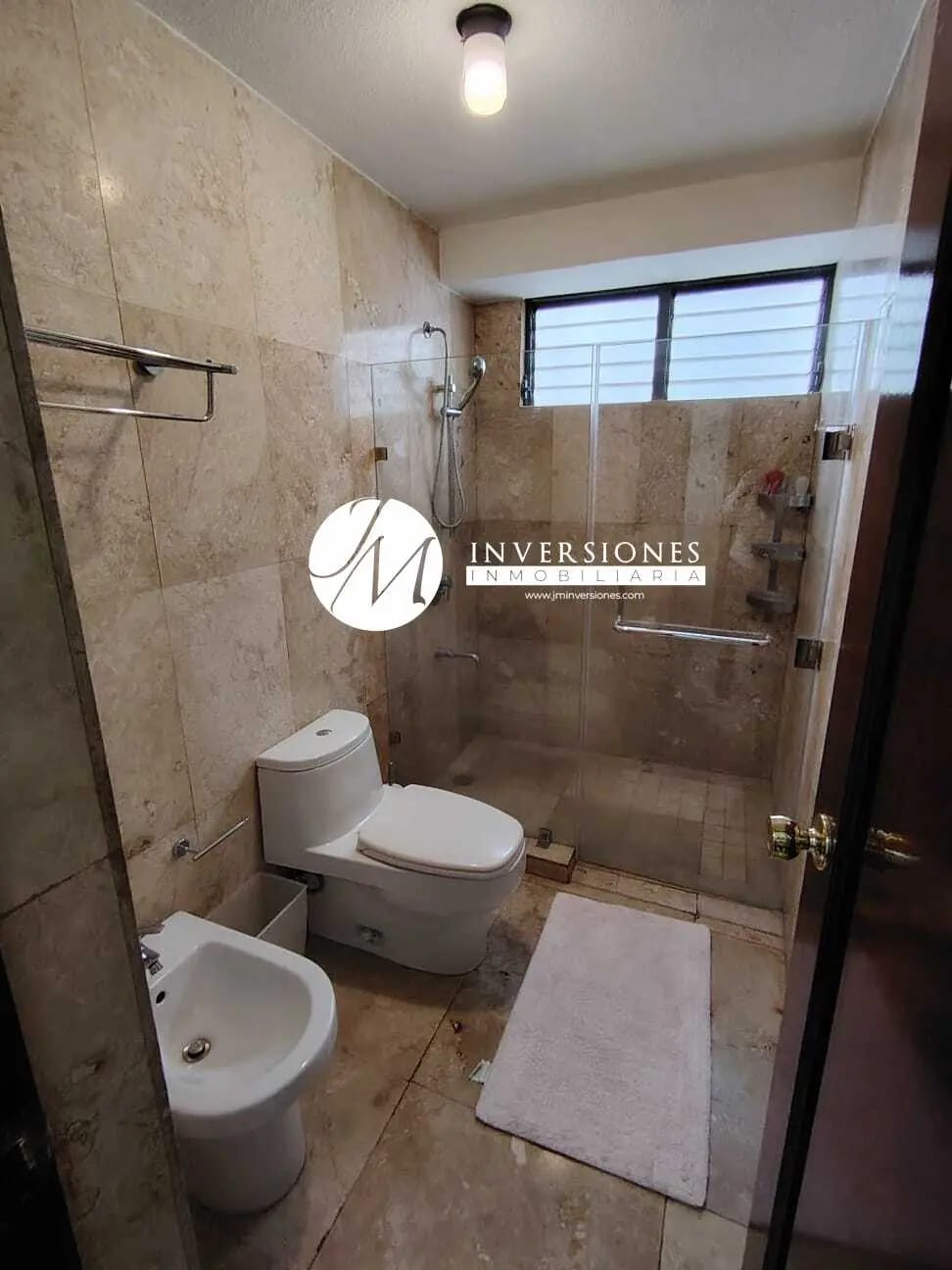 Apartamento Amueblado en Renta zona 10 — Apartamento en Alquiler en Zona 10, Guatemala, Ciudad — foto 11 de 11