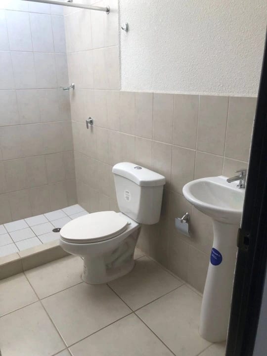 Casa de 1 Nivel en Carretera a el Salvador KM 30.8 Condado Santa Fe — Casa en Venta en km 26-30, Carretera a El Salvador, Guatemala, Ciudad — foto 7 de 10