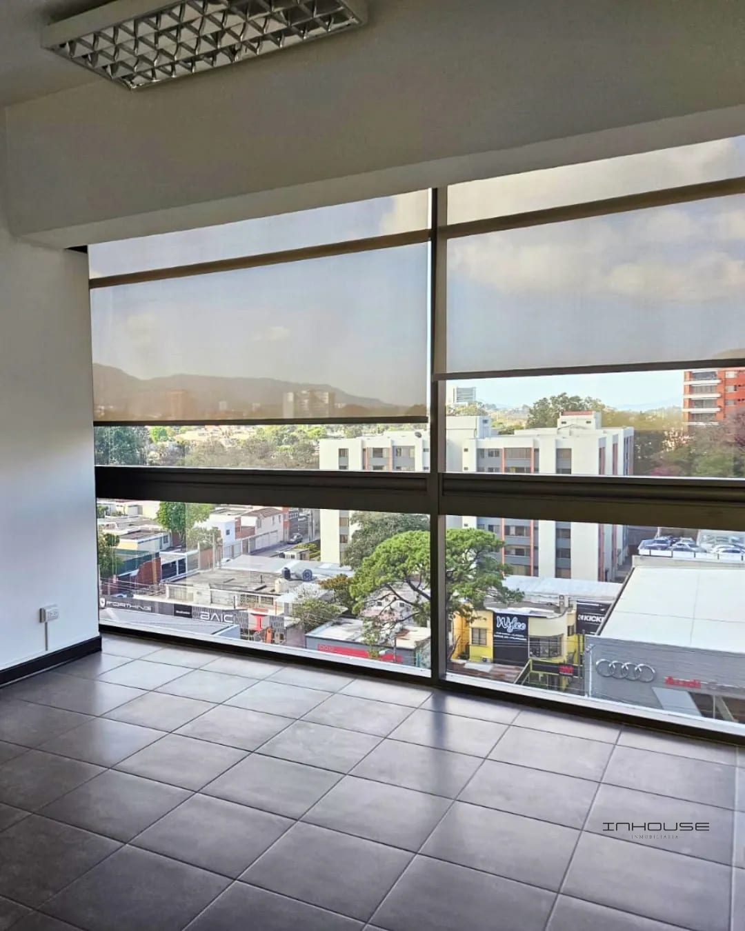 Oficina en Renta Zona 10 Torino II — Oficina en Alquiler en Torino II, Zona 10, Guatemala, Ciudad — foto 1 de 4