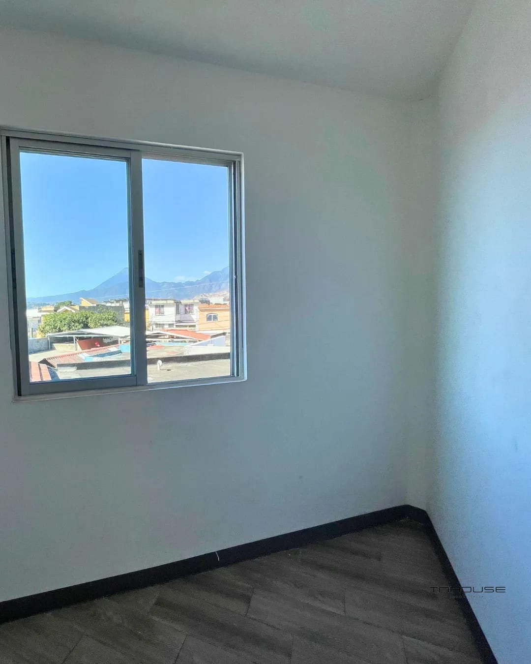 Apartamento en Renta Villa Nueva Llano Alto 2 — Apartamento en Alquiler en Villa Nueva, Guatemala, Ciudad — foto 9 de 10