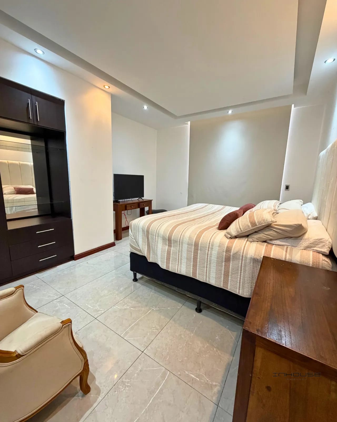 Apartamento en Renta Zona 15 Amueblado — Apartamento en Alquiler en Catalonia, Zona 15, Guatemala, Ciudad — foto 9 de 10
