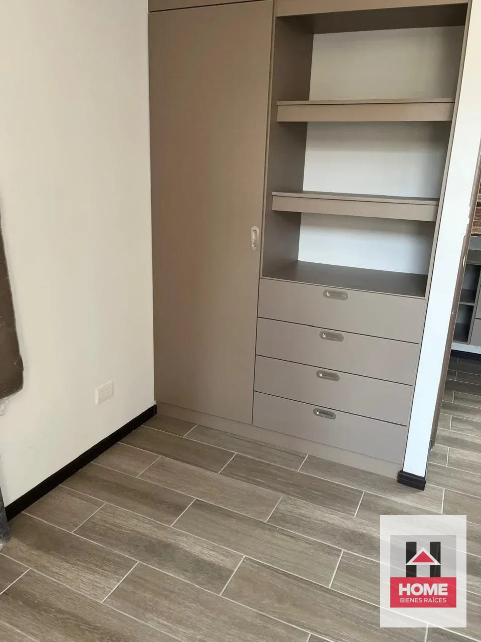 Bonito Apartamento en Venta para Estrenar Muy Cerca Oakland Mall — Apartamento en Venta en Biko, Zona 10, Guatemala, Ciudad — foto 6 de 10