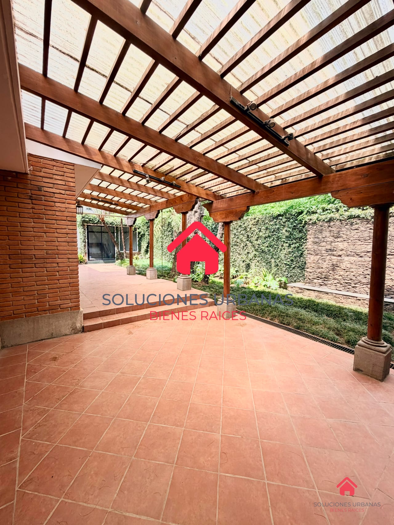 Lindisima Casa KM. 21.5 Carretera a el Salvador — Casa en Venta en Carretera a El Salvador, Guatemala, Ciudad — foto 5 de 12