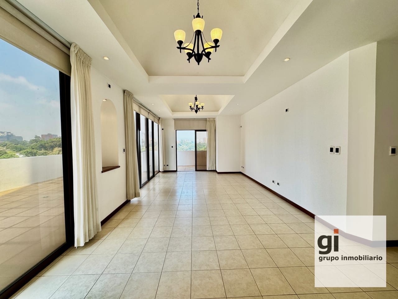 Apartamento en alquiler para quienes valoran los espacios abiertos y las vistas aseguradas — Apartamento en Alquiler en Zona 15, Guatemala, Ciudad — foto 4 de 10