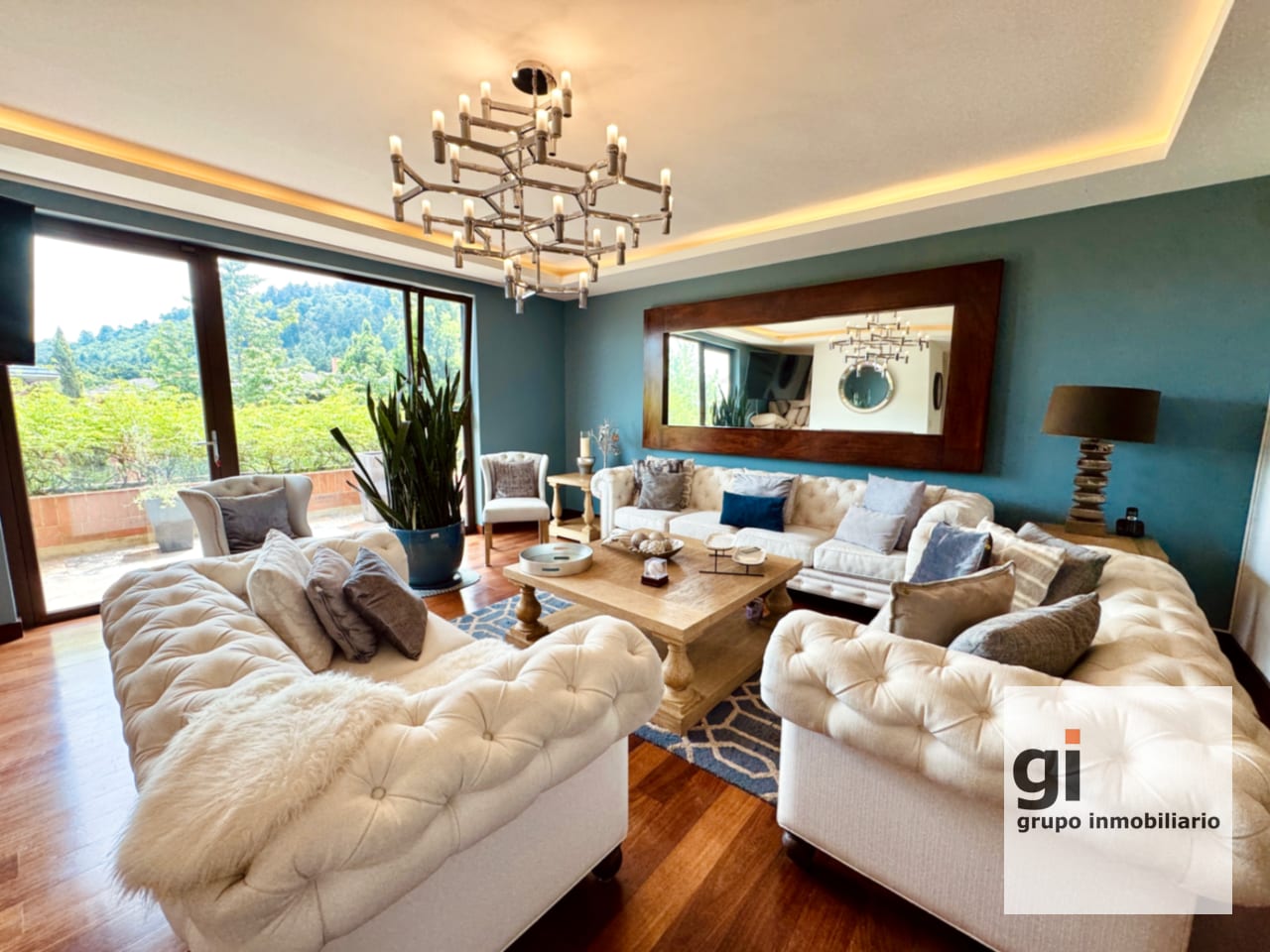 Exclusiva casa en venta en Residencias Concepción CAES — Casa en Venta en Carretera a El Salvador, Guatemala, Ciudad — foto 2 de 12