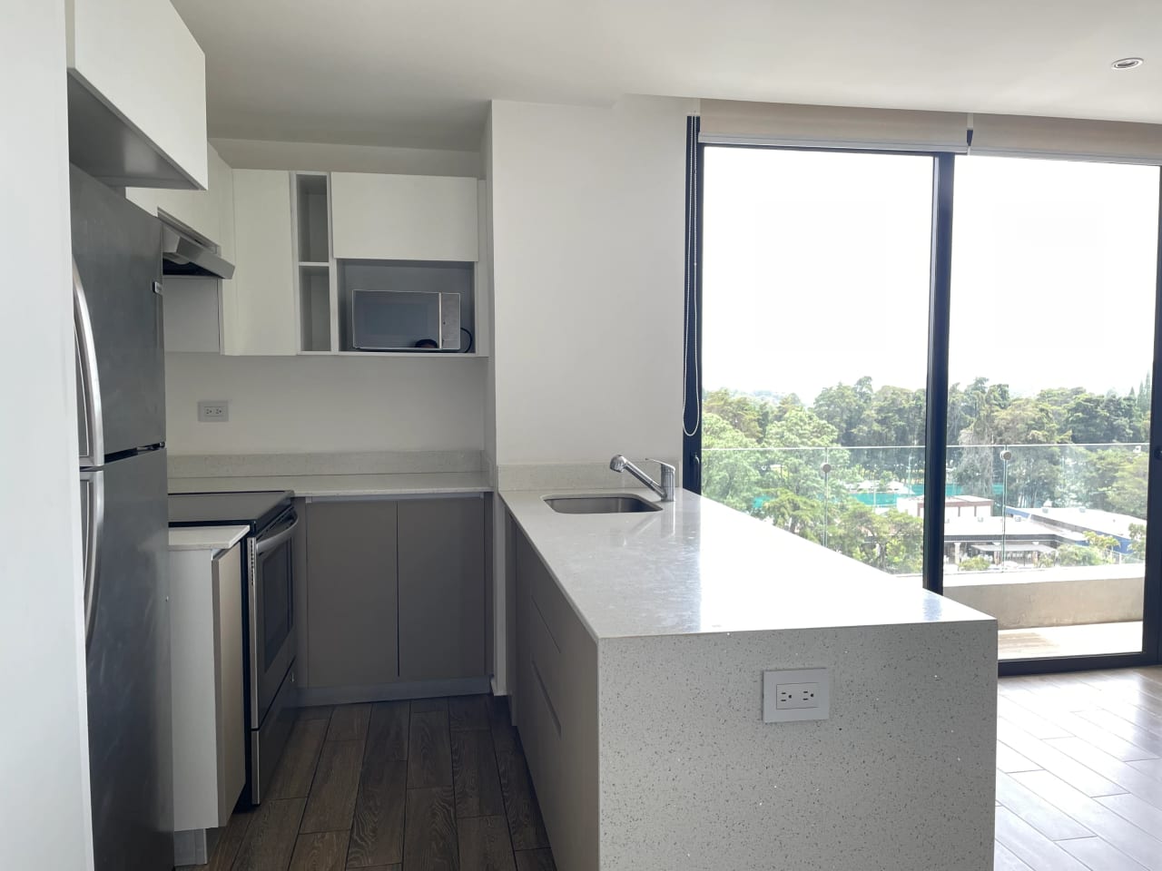 Lindo Apartamento de 2 Habitaciones en zona 15 — Apartamento en Alquiler en Parque 15, Zona 15, Guatemala, Ciudad — foto 2 de 16
