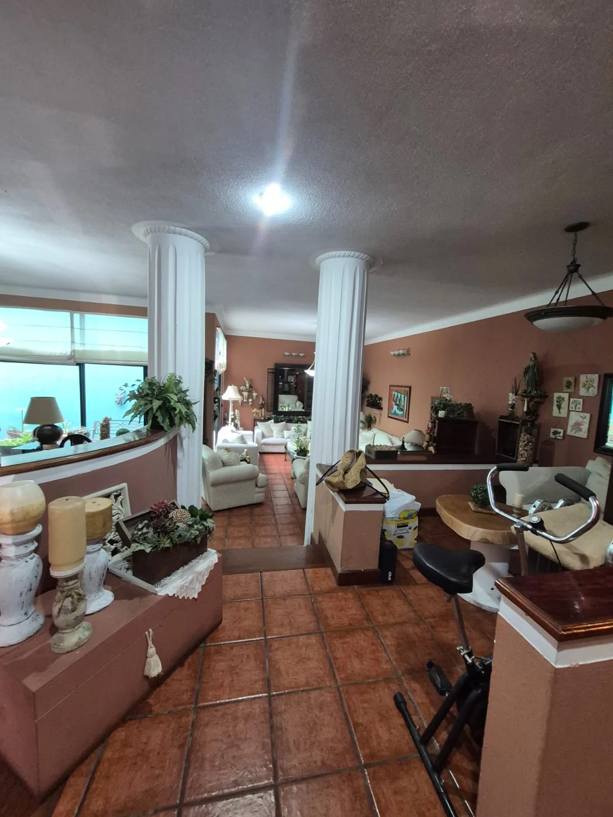 Casa Amplia en Venta en Zona 10 — Casa en Venta en Zona 10, Guatemala, Ciudad — foto 7 de 12