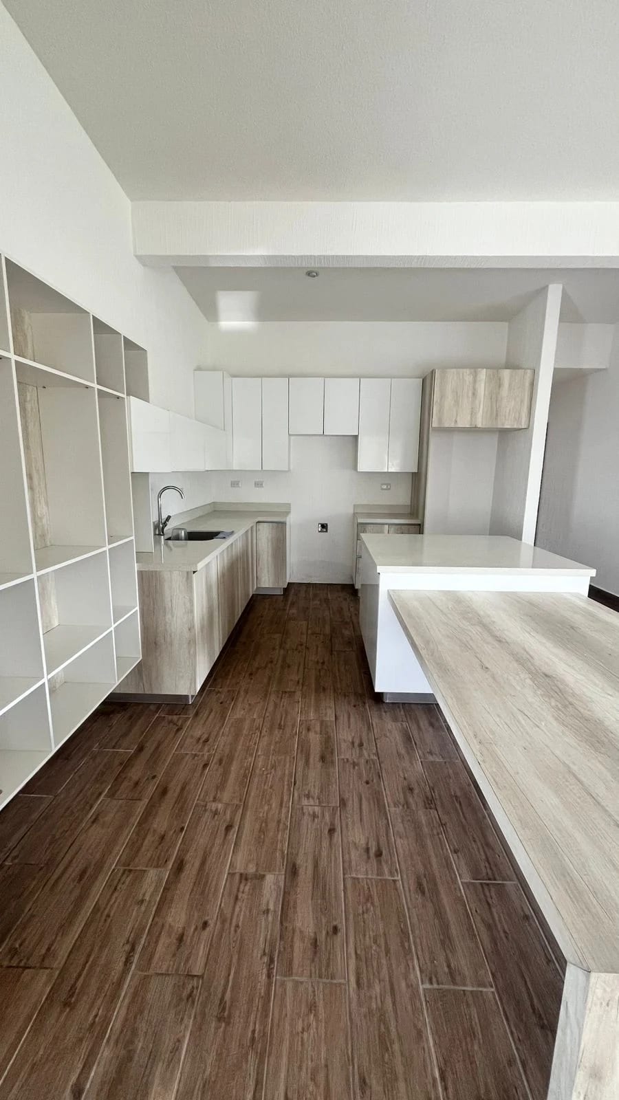 Precioso Penthouse en Serena de Arrazola — Apartamento en Venta en Carretera a El Salvador, Guatemala, Ciudad — foto 3 de 16
