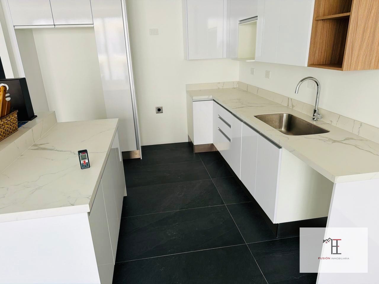 Rento Penthouse para estrenar en Edificio Nogales, zona 16 Cayalá — Apartamento en Alquiler en Nogales de Cayalá, Zona 16, Guatemala, Ciudad — foto 1 de 6