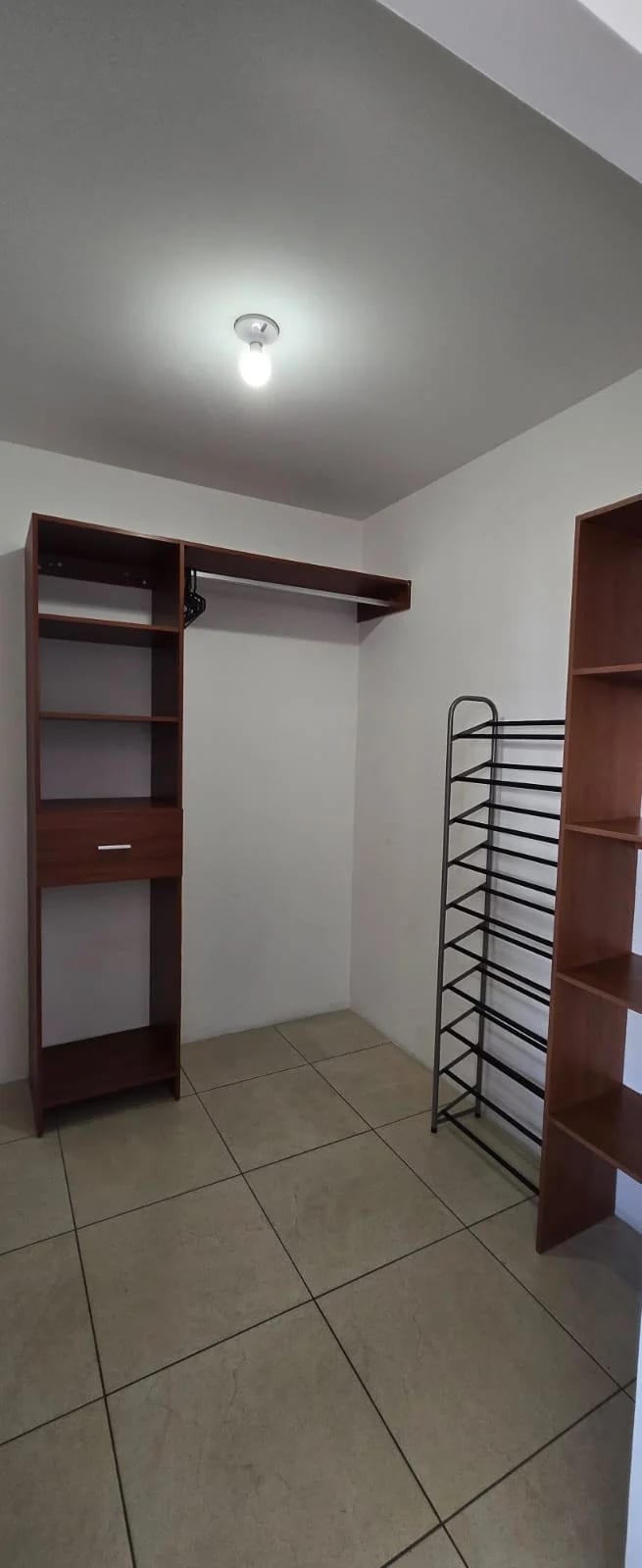 Alquilo Apartamento en Zona 11!! — Apartamento en Venta en Zona 11, Guatemala, Ciudad — foto 5 de 7