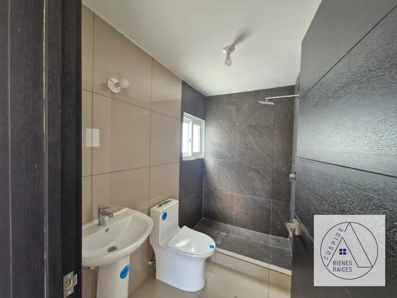 Carr Salvador casa en venta para estrenar Villas de Picasso — Casa en Venta en Carretera a El Salvador, Guatemala, Ciudad — foto 4 de 11