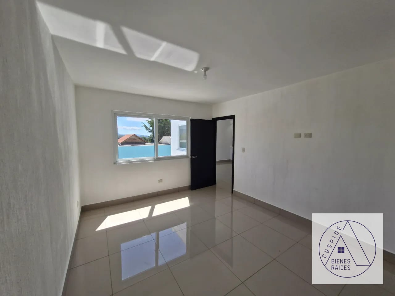 Carr Salvador casa en venta para estrenar Villas de Picasso — Casa en Venta en Carretera a El Salvador, Guatemala, Ciudad — foto 5 de 11