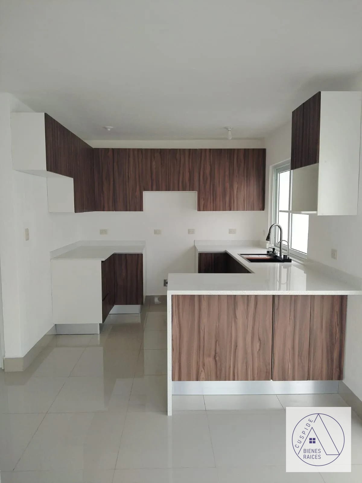 Carr Salvador casa en venta para estrenar Villas de Picasso — Casa en Venta en Carretera a El Salvador, Guatemala, Ciudad — foto 11 de 11
