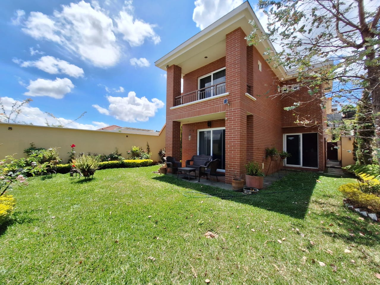 🏡 Casa en Venta en La Fontana 1, Km 25.5 – Carretera a El Salvador — Casa en Venta en La Fontana I, Carretera a El Salvador, Guatemala, Ciudad — foto 8 de 16