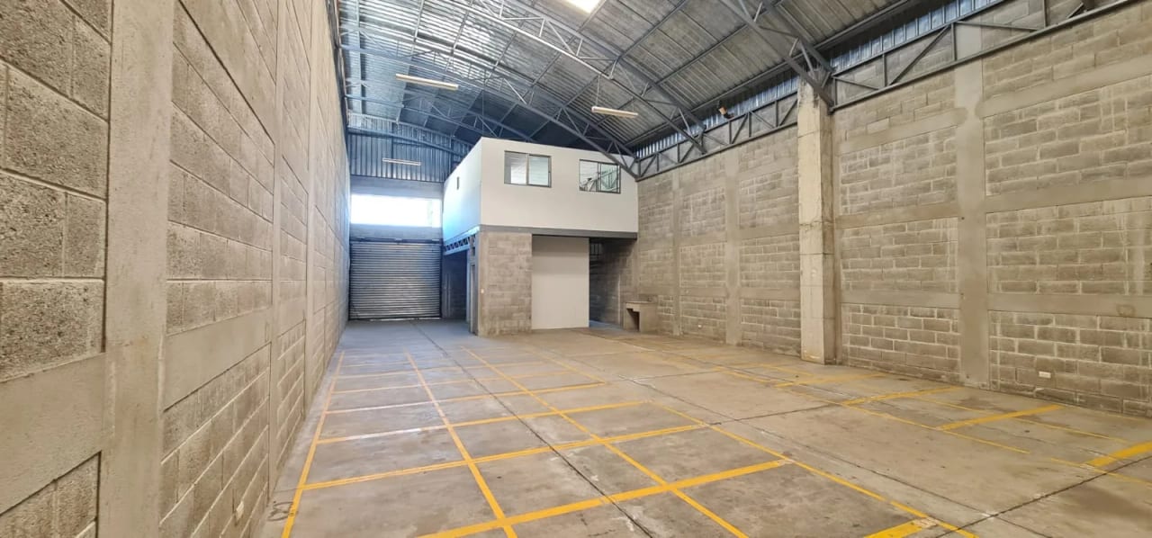🏢 ¡ofibodega Disponible para Entrega Inmediata! 🚀en el Naranjo — Bodega / Ofibodega en Alquiler en Zona 4 Mixco, Guatemala, Ciudad — foto 2 de 7