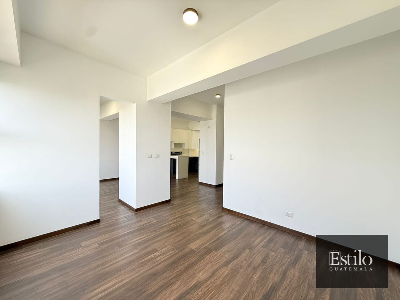 Precioso Apartamento Con Dorm De Servicio Z.10 — Apartamento en Venta en Casa Acueducto, Zona 10, Guatemala, Ciudad — foto 12 de 17