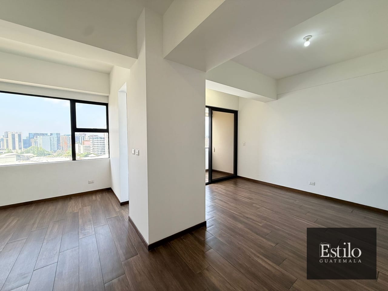 Precioso Apartamento Con Dorm De Servicio Z.10 — Apartamento en Venta en Casa Acueducto, Zona 10, Guatemala, Ciudad — foto 15 de 17