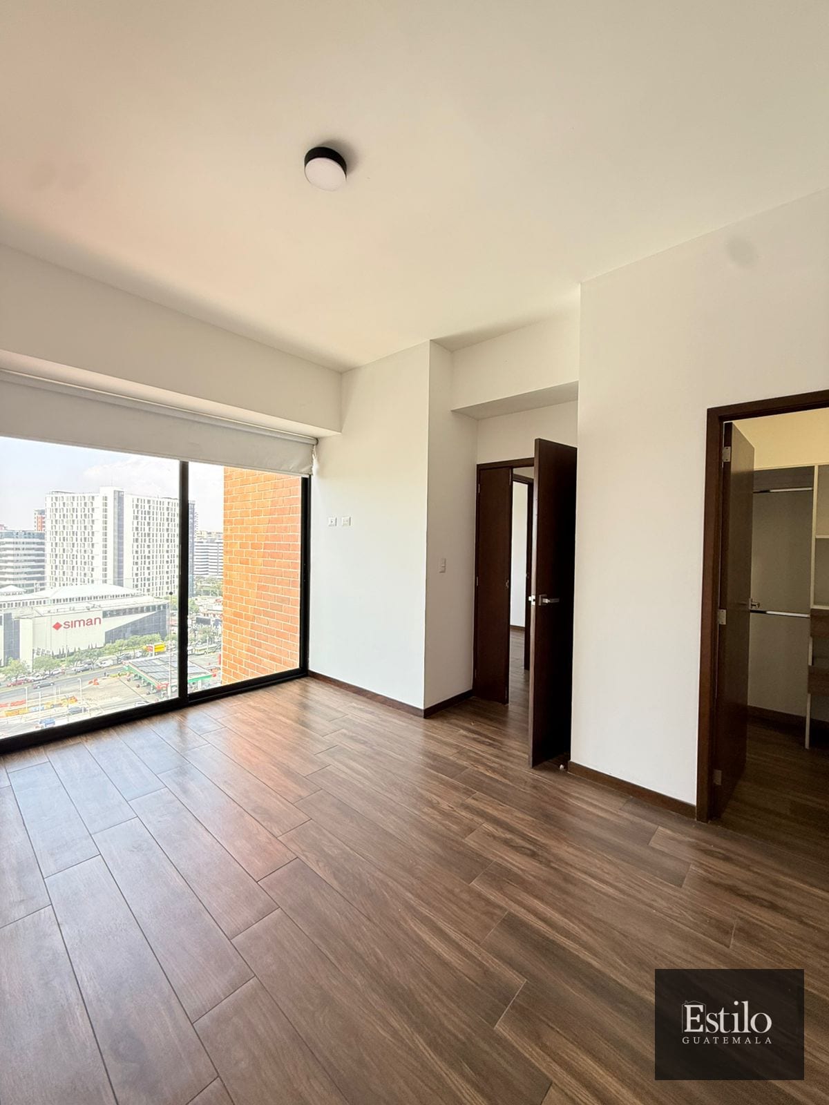 Precioso Apartamento Con Dorm De Servicio Z.10 — Apartamento en Venta en Casa Acueducto, Zona 10, Guatemala, Ciudad — foto 3 de 17